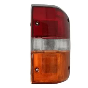 Faro Completo Posteriore 4 Servizi Nissan Patrol GR Y60 – Destro Consegna Rapida