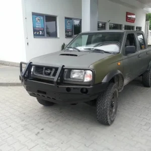 Acquista Ora Paraurti Anteriore Con Supporto Verricello e Bullbar Nissan Navara D22 1997-2001