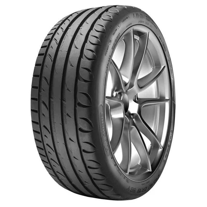 Reso Gratuito 235/45 R17 97 Y Taurus Ultra High Performance