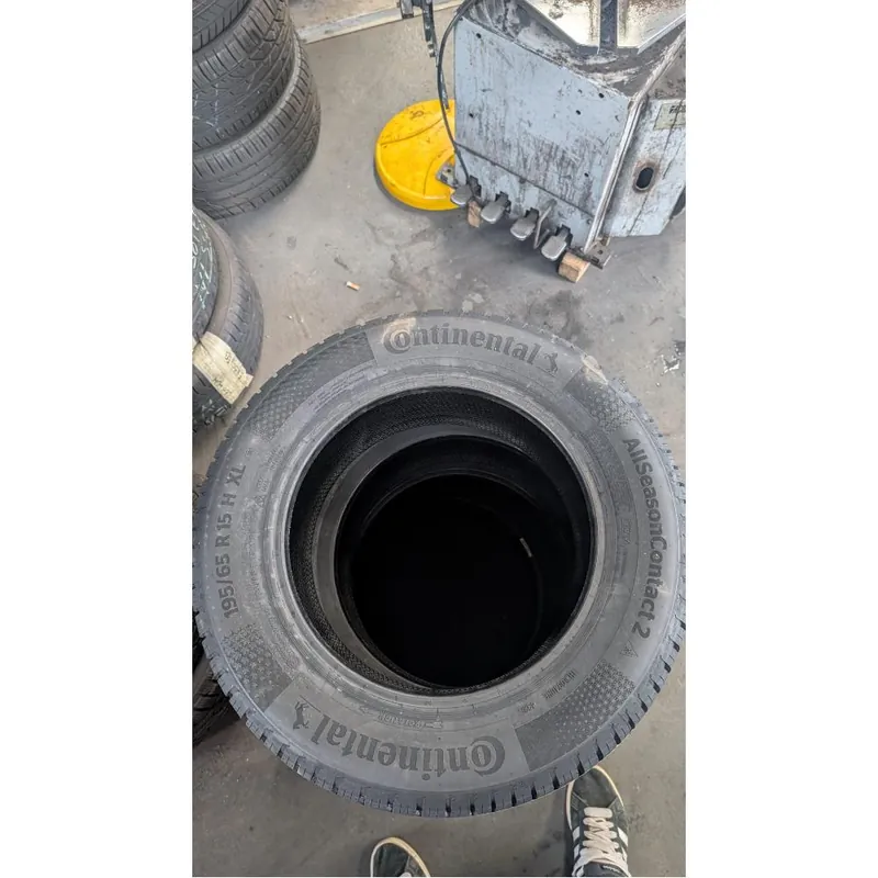 Spedito Oggi CONTINENTAL AllSeasonContact 2 195/65 R15
